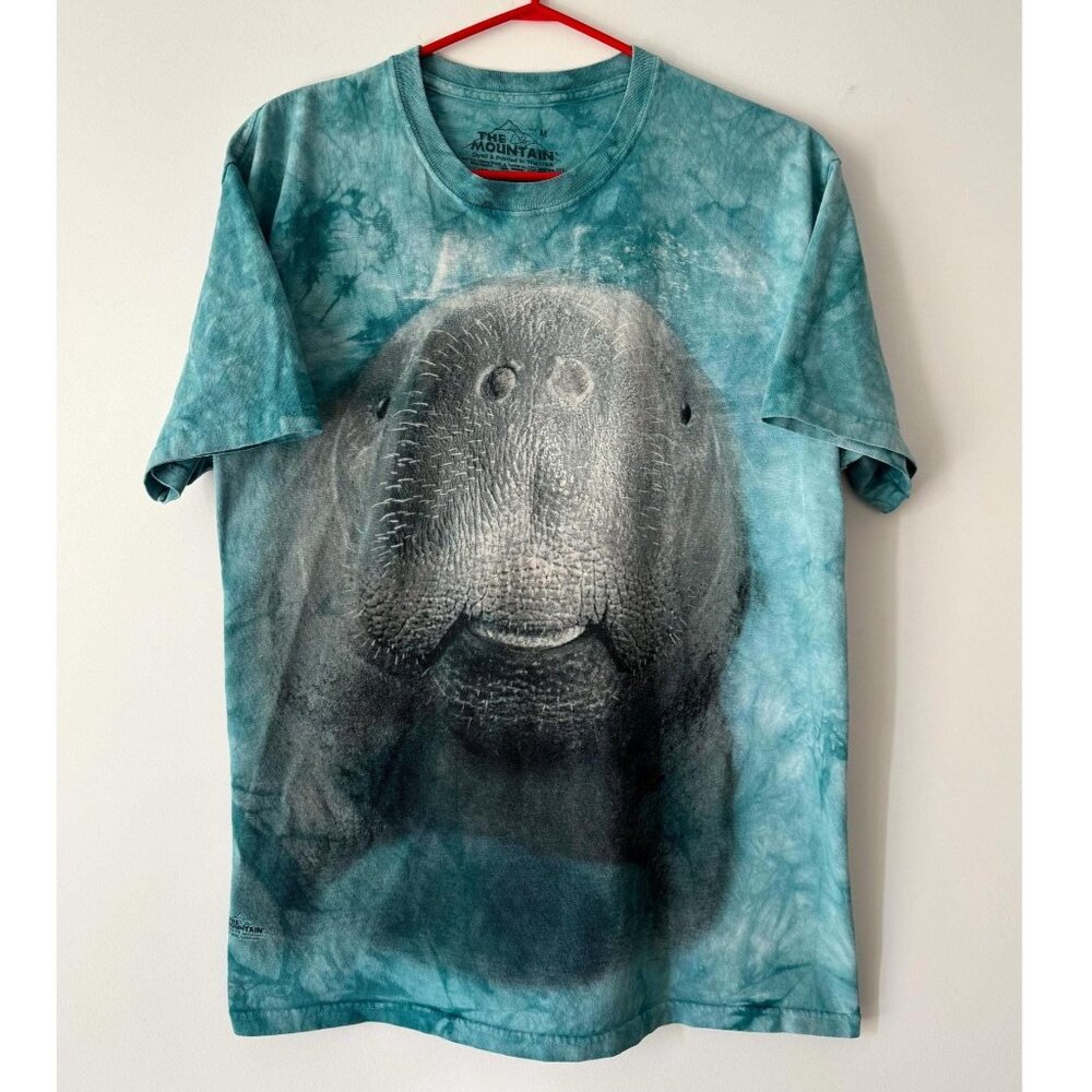 2000s The Mountain blue manatee whale ocean sea animal graphic cotton tshirt